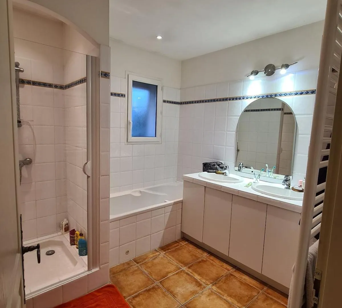 140 M2 Villa With Pool In Pernes-Les-Fontaines Holiday home